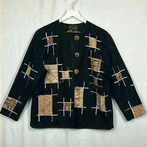 Alex Kim Womens Top Missy Black Gold M Tic Tac Toe Pattern Wooden Buttons Boxy